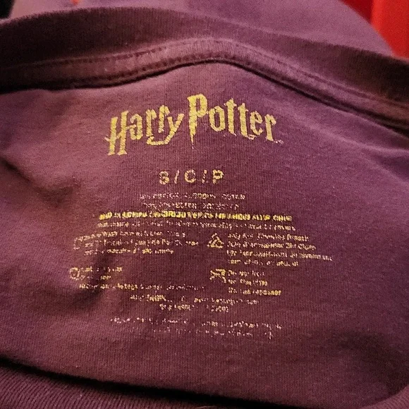 Harry Potter Gryffindor crop T-shirt - Picture 5 of 5